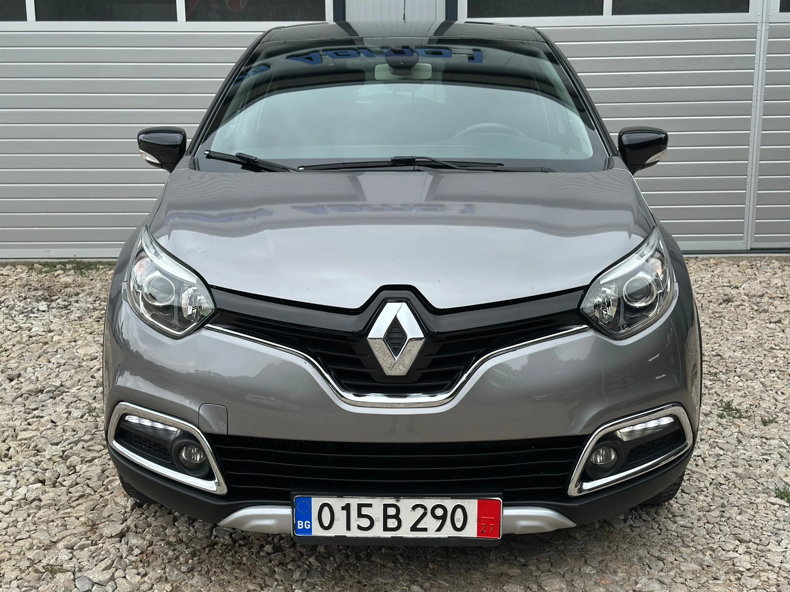 Renault Captur 1.5DCI 90кс  АВИГАЦИЯ КАМЕРА ТОП СЪСТОЯНИЕ, снимка 3 - Автомобили и джипове - 56057058