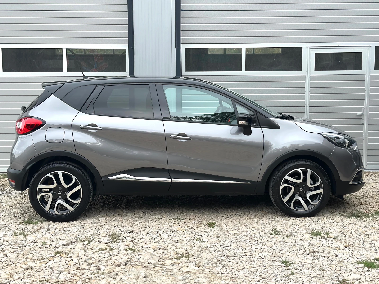 Renault Captur 1.5DCI 90кс  АВИГАЦИЯ КАМЕРА ТОП СЪСТОЯНИЕ, снимка 7 - Автомобили и джипове - 56057058