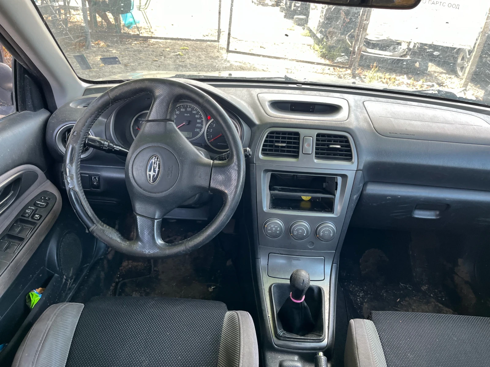 Subaru Impreza 2.0i, снимка 5 - Автомобили и джипове - 56107513