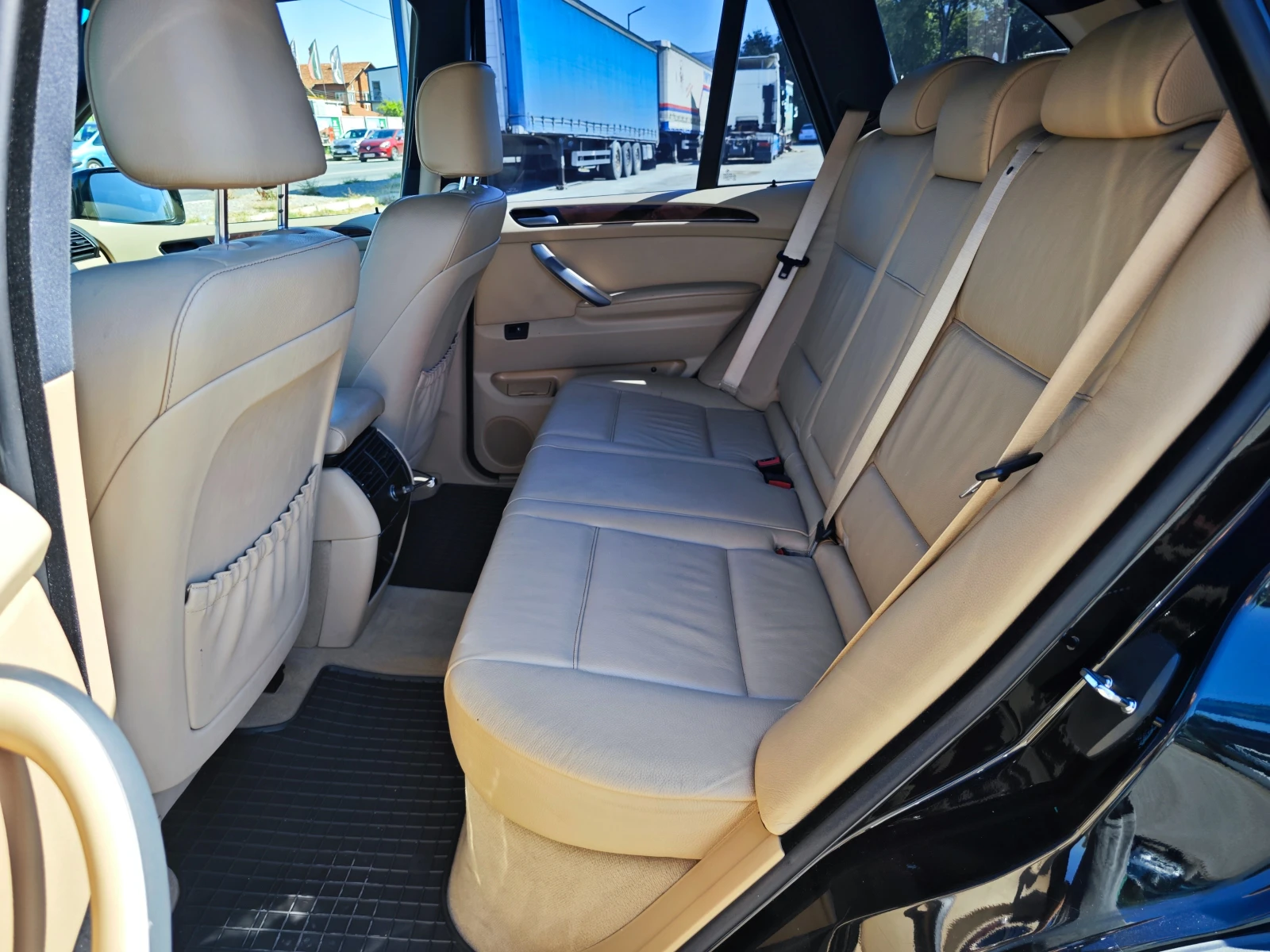 BMW 530 3.0 D, снимка 9 - Автомобили и джипове - 56133615