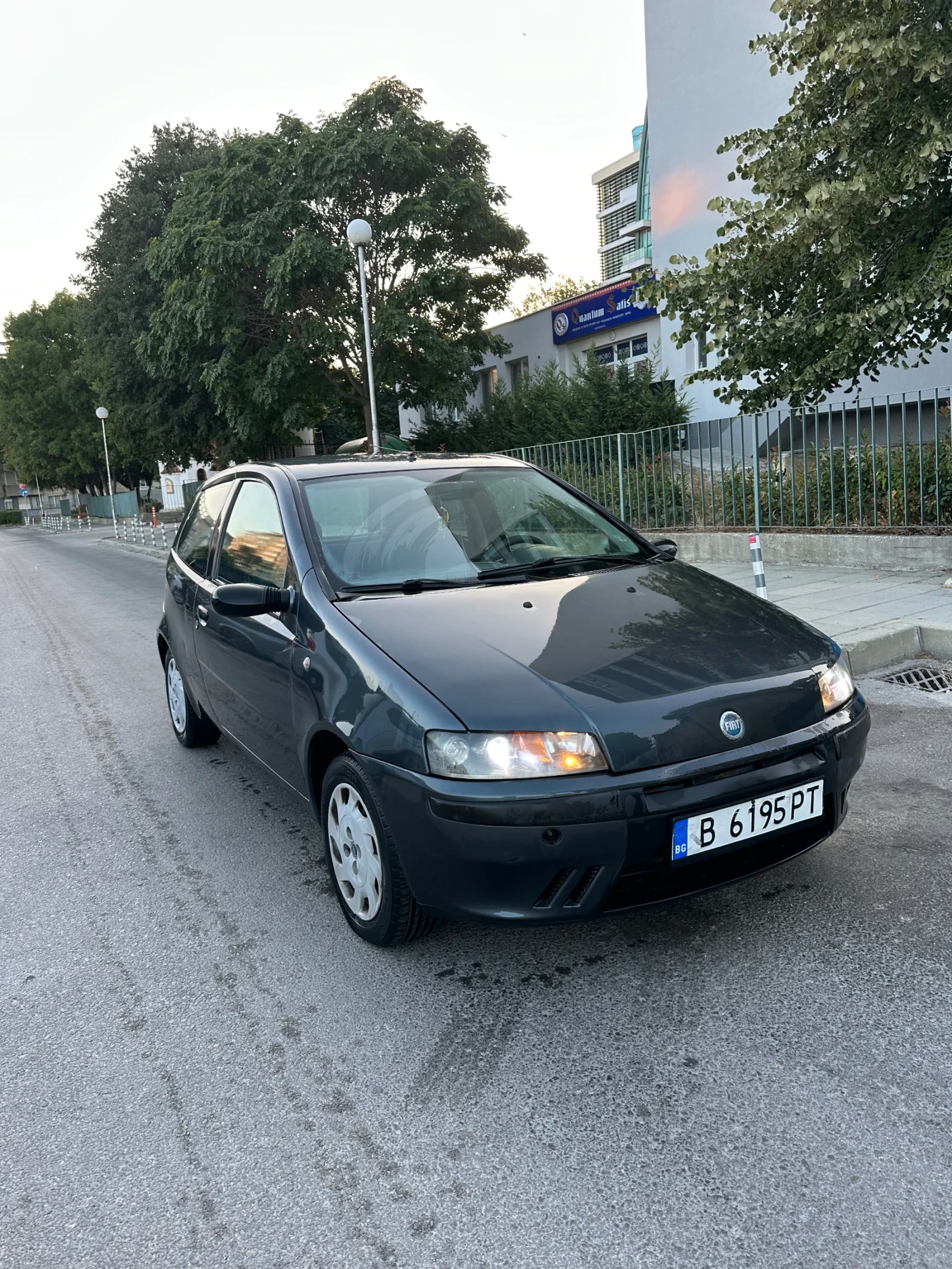 Fiat Punto 1.2i automatic , снимка 2 - Автомобили и джипове - 56359091