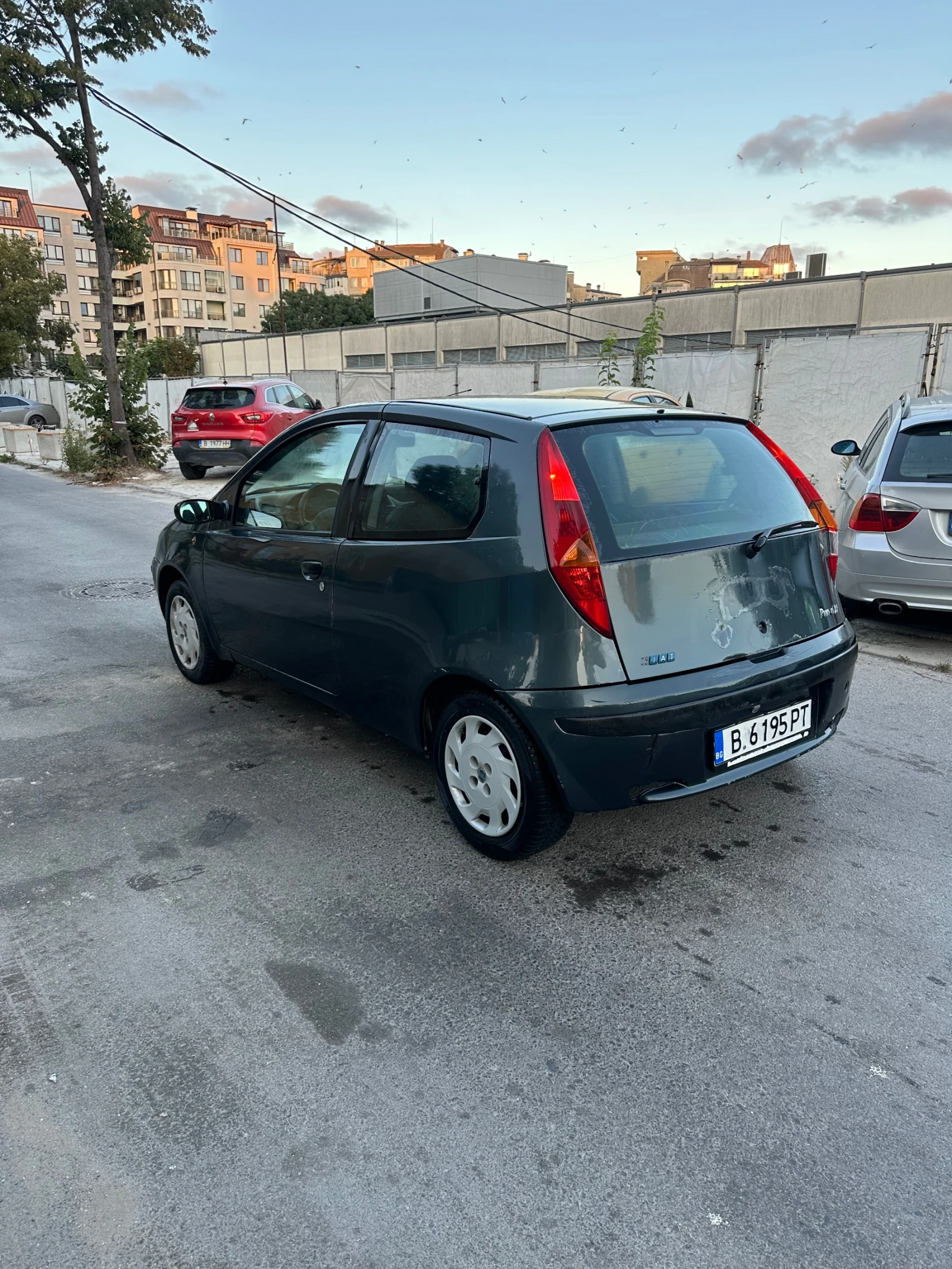 Fiat Punto 1.2i automatic , снимка 4 - Автомобили и джипове - 56359091