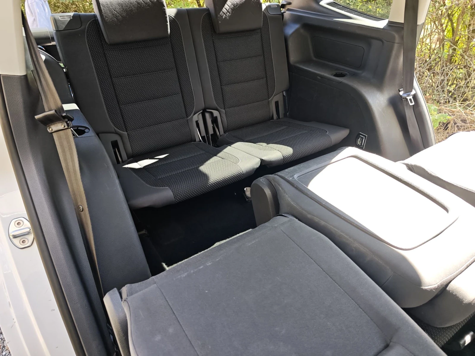 VW Touran 1.4 TSI, ��������� DSG, 7 ������ | Mobile.bg � ����������� 13