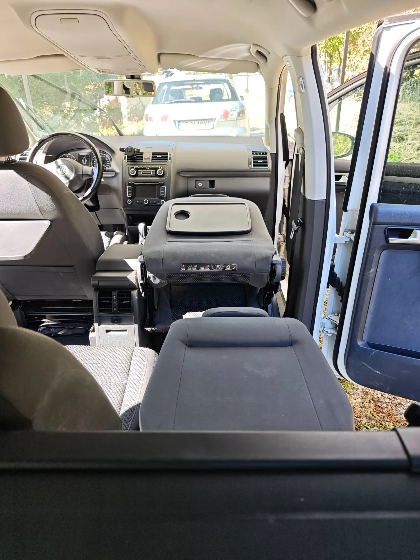 VW Touran 1.4 TSI, ��������� DSG, 7 ������ | Mobile.bg � ����������� 16