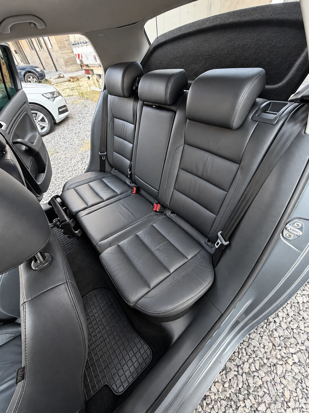VW Golf 5, снимка 17 - Автомобили и джипове - 56432304