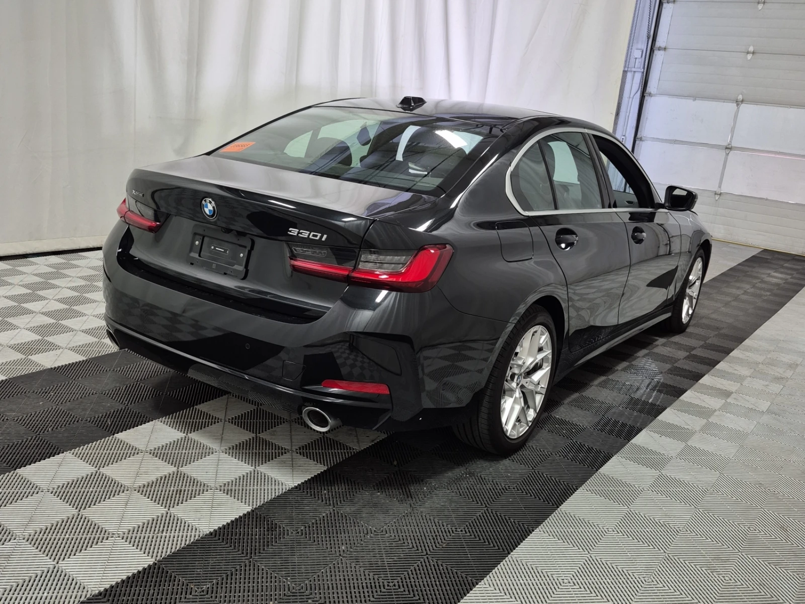 BMW 330 I XDRIVE | Mobile.bg � ����������� 3