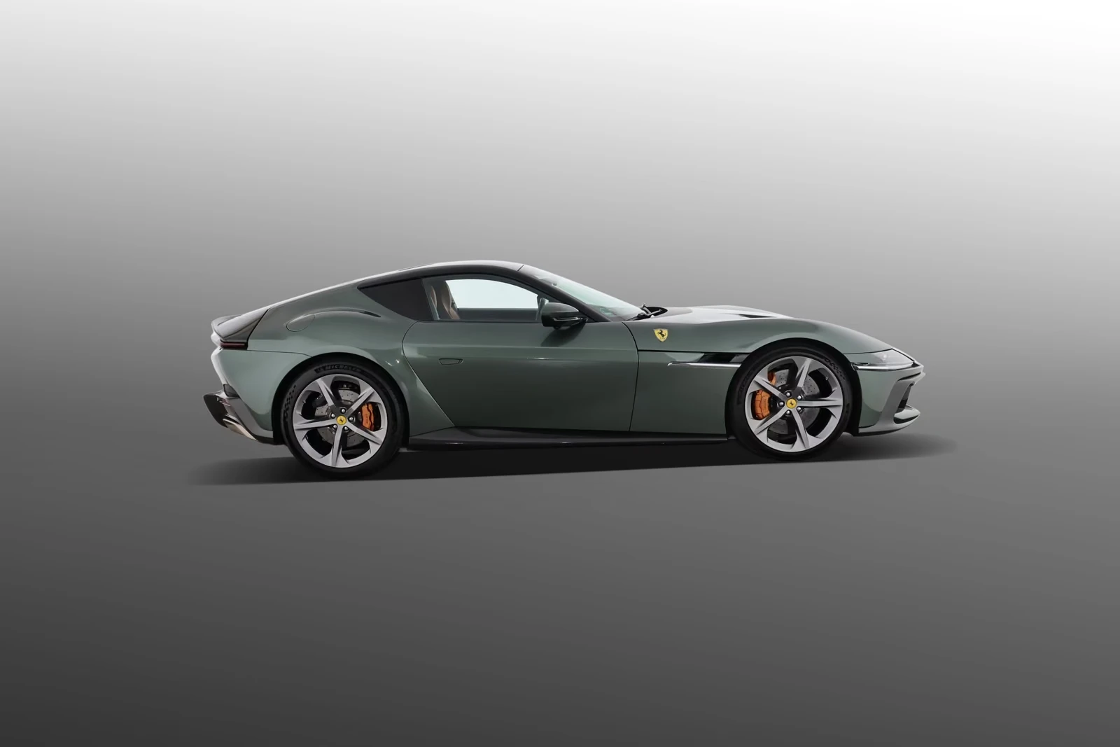 Ferrari 12 Cilindri CARBON/PANO/MASS/MEMORY/, снимка 6 - Автомобили и джипове - 56565686