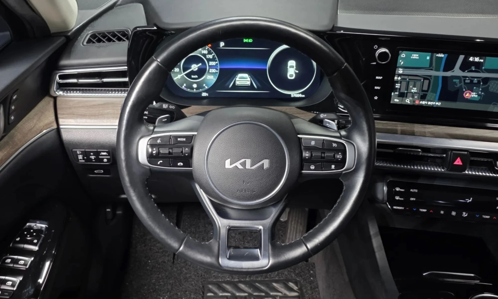 Kia K5, снимка 12 - Автомобили и джипове - 56746251