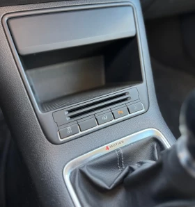 VW Tiguan 2.0 TDI * 4 Motion * Подгрев * Нави * Park Assist, снимка 11