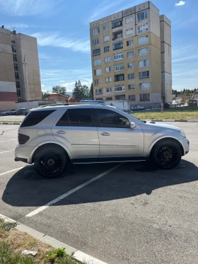     Mercedes-Benz ML 500 Off-road 