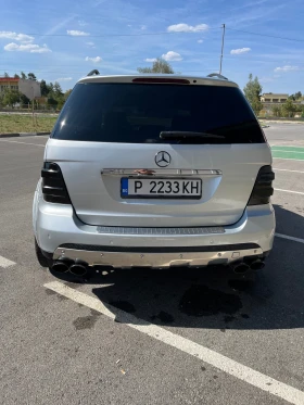     Mercedes-Benz ML 500 Off-road 