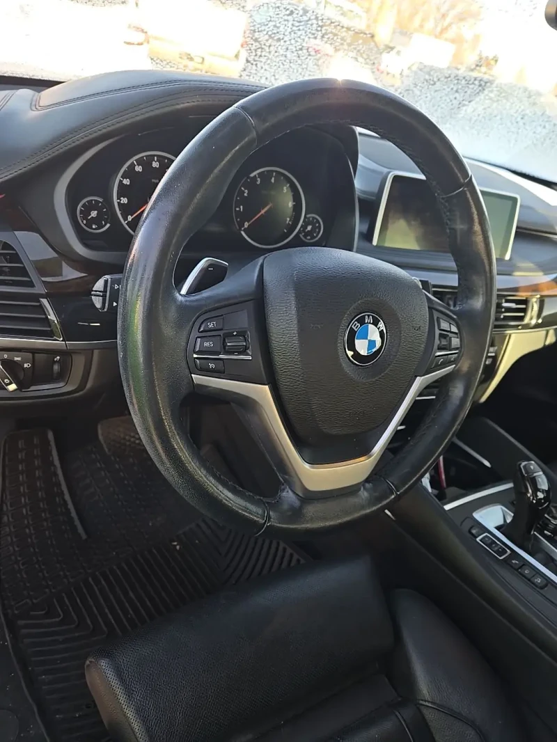 BMW X6 xDrive50i* Harman* Soft Close* Хедъп* Обдух* Подгр, снимка 7 - Автомобили и джипове - 48488829