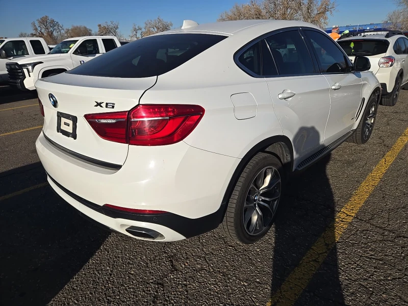 BMW X6 xDrive50i* Harman* Soft Close* Хедъп* Обдух* Подгр, снимка 5 - Автомобили и джипове - 48488829