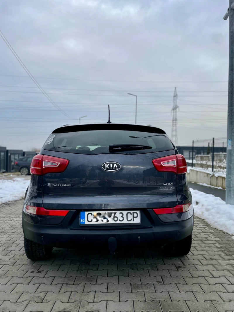 Kia Sportage 2.0 CRDI 4WD, REBEL, KEYLESS/CAMERA, LED!, снимка 5 - Автомобили и джипове - 48773555