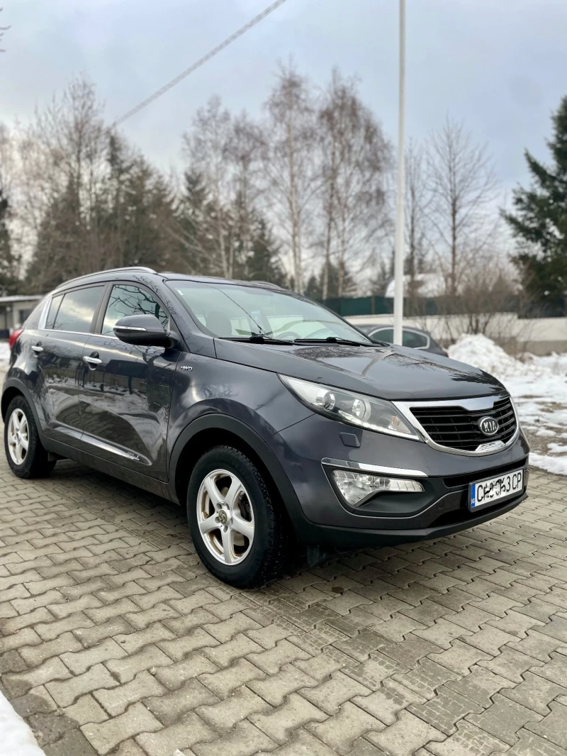 Kia Sportage 2.0 CRDI 4WD, REBEL, KEYLESS/CAMERA, LED!, снимка 4 - Автомобили и джипове - 48773555