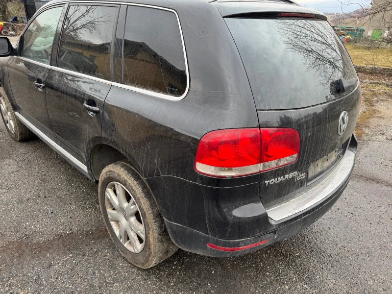 VW Touareg 2.5TDI, снимка 4 - Автомобили и джипове - 49172977