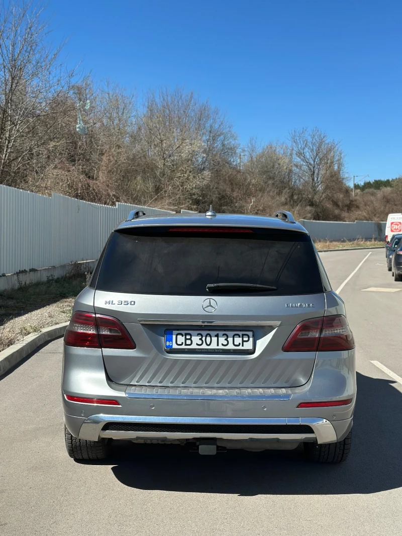 Mercedes-Benz ML 350 350/FULL OPTIONAL/AMG-LINE/KEYLESS/HARMAN-KARDON, снимка 4 - Автомобили и джипове - 49585624