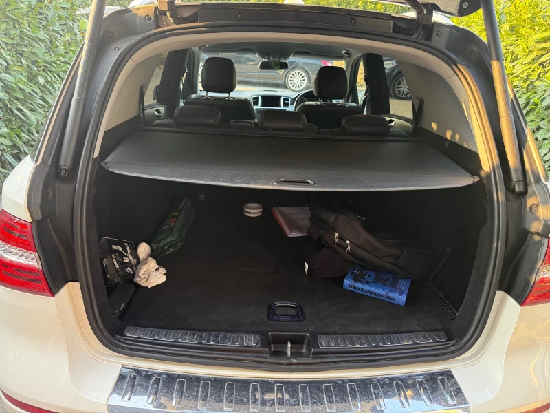 Mercedes-Benz ML 250 Bluetec, снимка 17 - Автомобили и джипове - 52474533