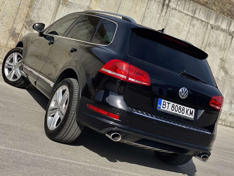 VW Touareg 4.2TDI // 340к.с // R-Line // Led, снимка 5 - Автомобили и джипове - 51609016