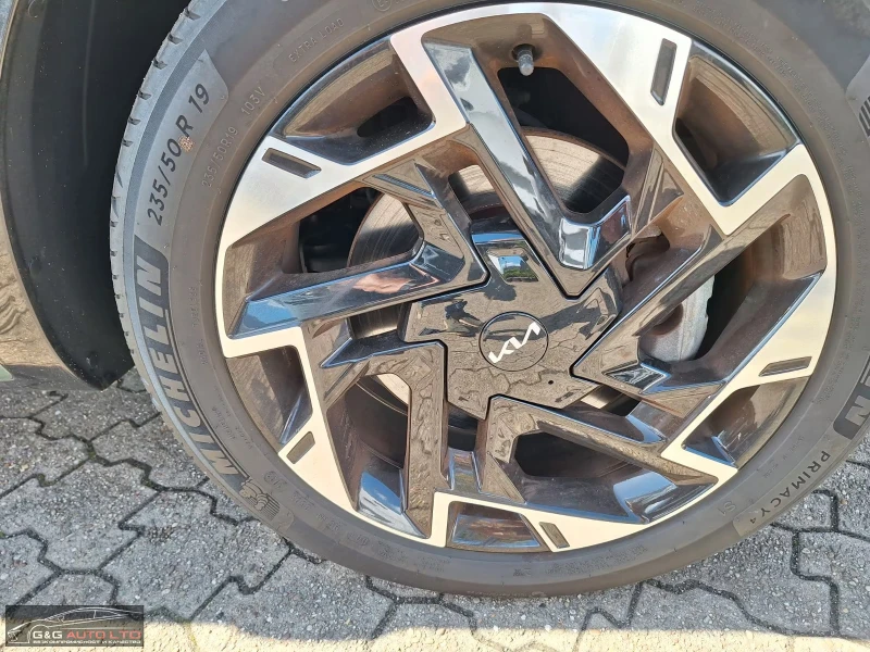 Kia Sportage GT-LINE/265HP/PANO/NAVI/360/LED/KLESS/345gpr, снимка 11 - Автомобили и джипове - 51758812
