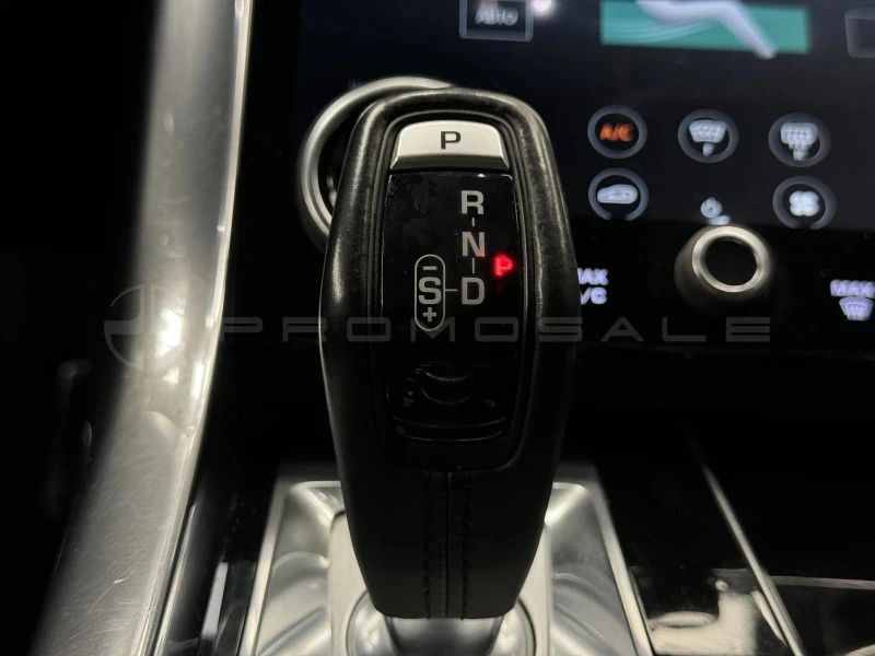 Land Rover Range Rover Sport HSE 3.0SD Подгрев* Lift* Tiptronic, снимка 14 - Автомобили и джипове - 52652642