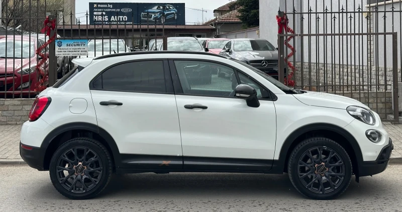 Fiat 500X 2.0 MJ Cross-4x4-Автоматик-Швейцария, снимка 3 - Автомобили и джипове - 52724405
