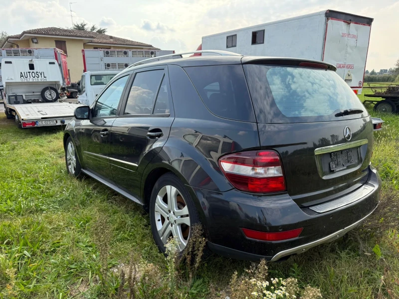 Mercedes-Benz ML 350, снимка 3 - Автомобили и джипове - 53105383