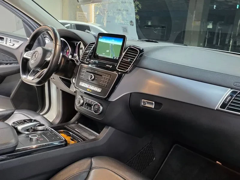 Mercedes-Benz GLE 350 D 4Matic Coupe - САМО 30% АВАНС, снимка 11 - Автомобили и джипове - 55485443
