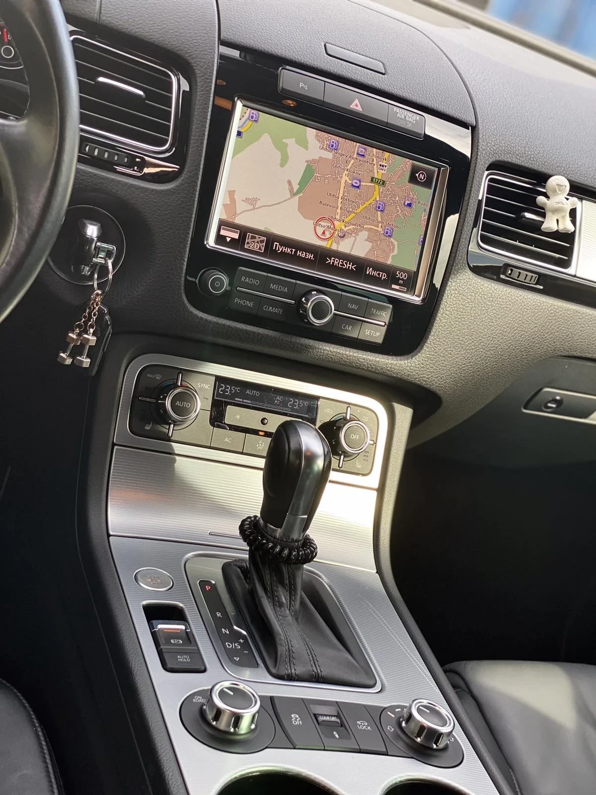 VW Touareg 4.2TDI // 340к.с // R-Line // Led | Mobile.bg — изображение 12