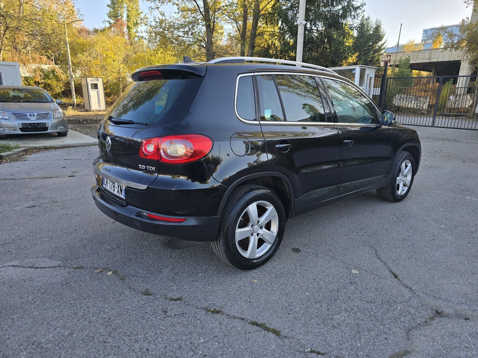 VW Tiguan 2.0TDI/4Х4/АВТОМ./КОЖА/ПАНОРАМА - изображение 4