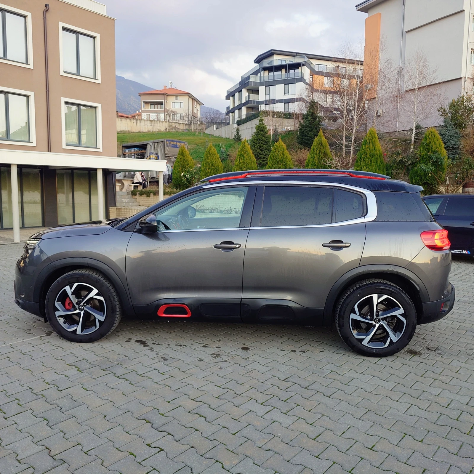 Citroen C5 Aircross 2.0HDI 181 EAT8 - изображение 2