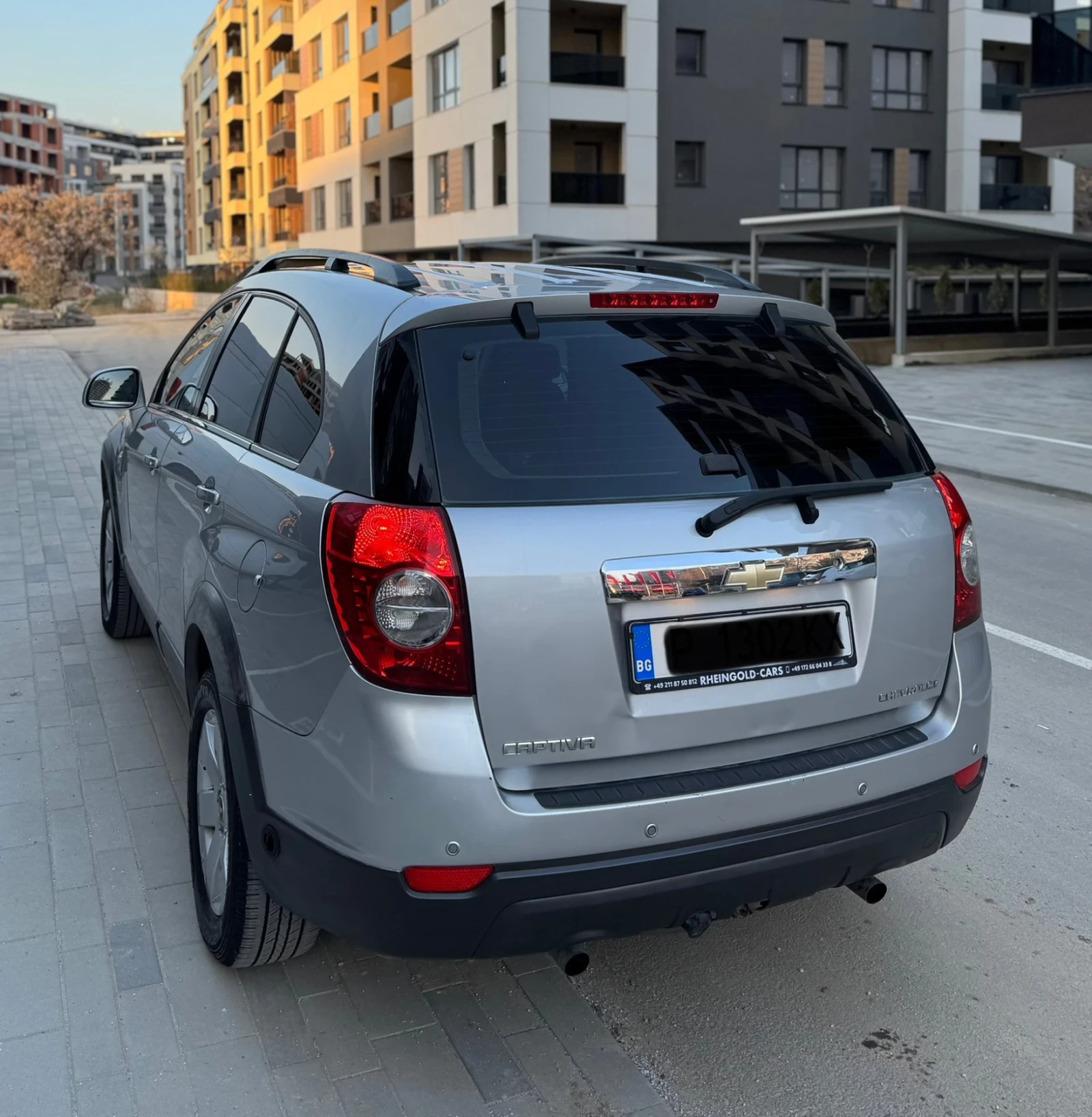 Chevrolet Captiva * 7 Местен * Ксенон * , снимка 4 - Автомобили и джипове - 53863501