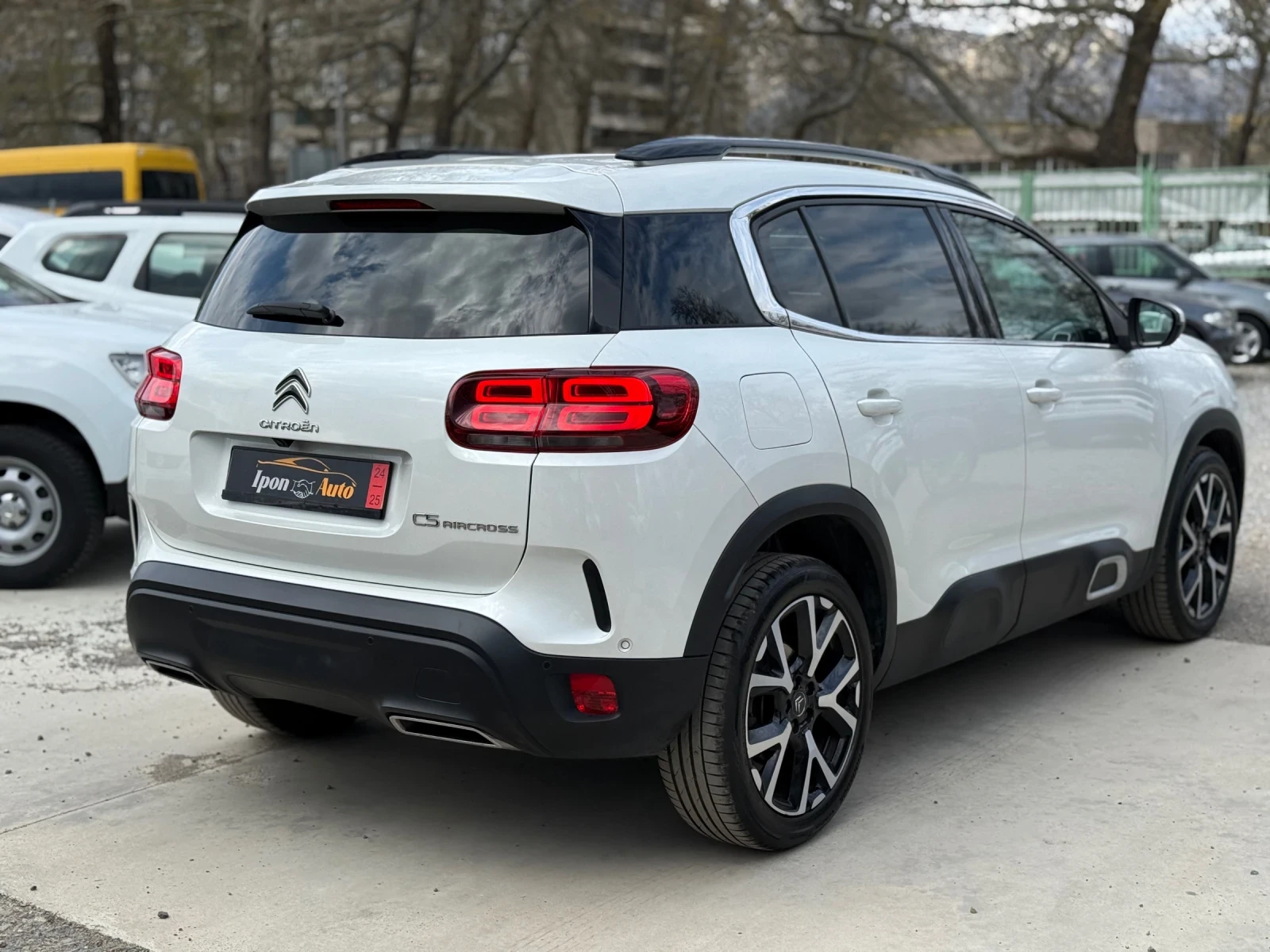 Citroen C5 Aircross М.ТОЧКА* LineAss* KeyLess* КАМЕРА* ПОДГРЕВ* FULL, снимка 2 - Автомобили и джипове - 54154276