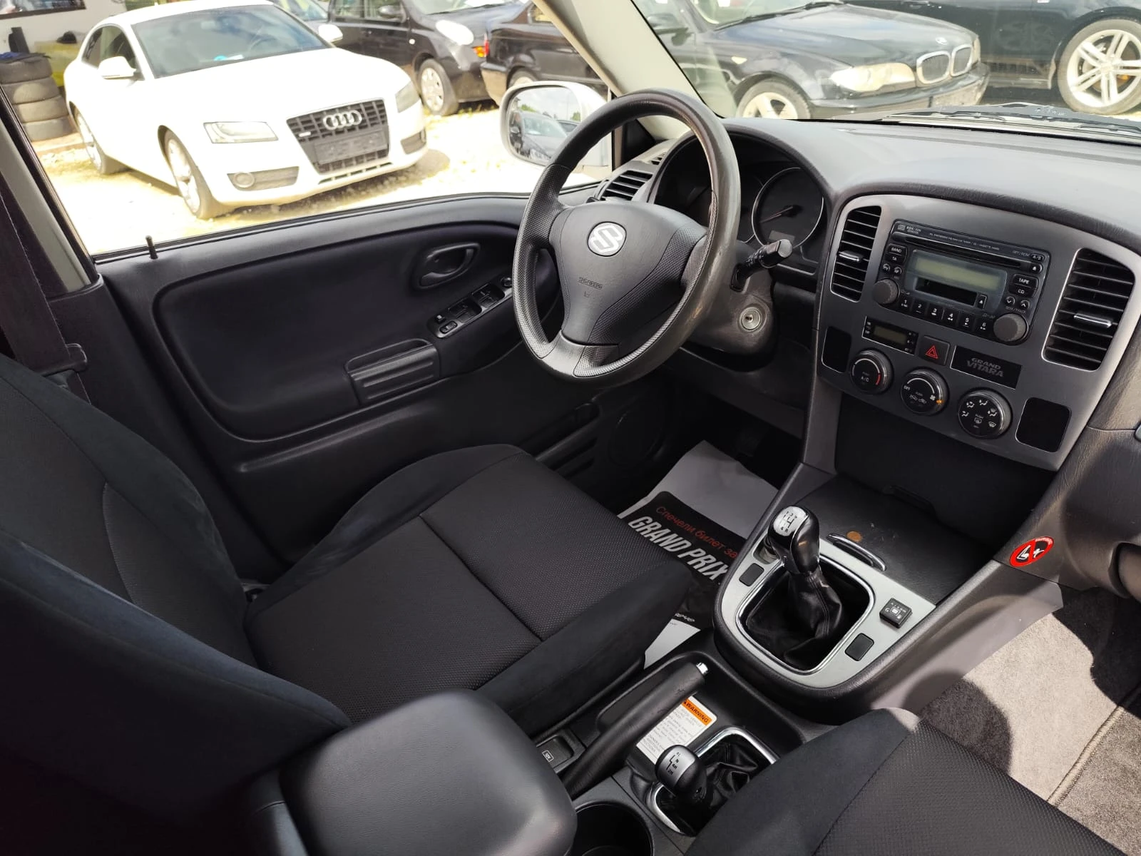 Suzuki Grand vitara 2.0 Бензин Газ Италия, снимка 12 - Автомобили и джипове - 54834848