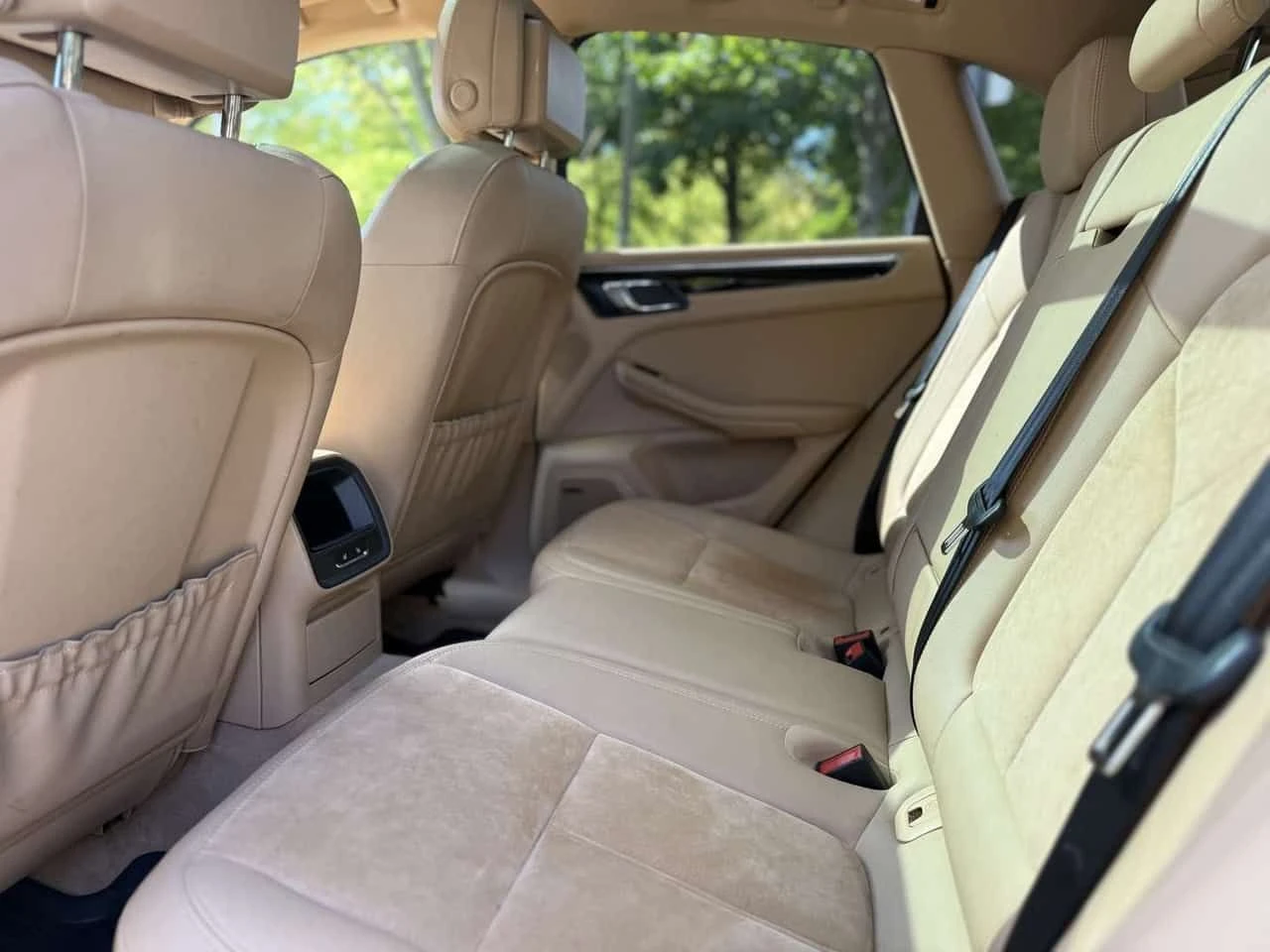 Porsche Macan * AWD 4dr S * CARFAX * ЦЕНА ДО БГ, снимка 7 - Автомобили и джипове - 55244283