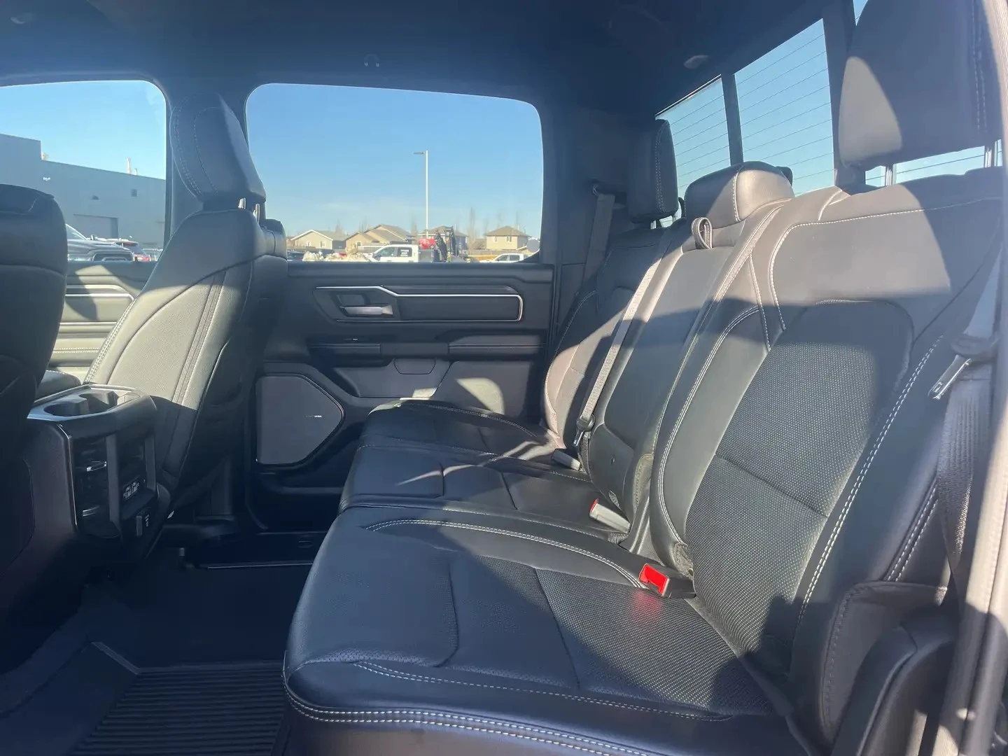 Dodge RAM 1500 Sport ЦЕНА ДО БЪЛГАРИЯ РЕГИСТРАЦИЯ & АВТОКРЕДИТ, снимка 14 - Автомобили и джипове - 55275532