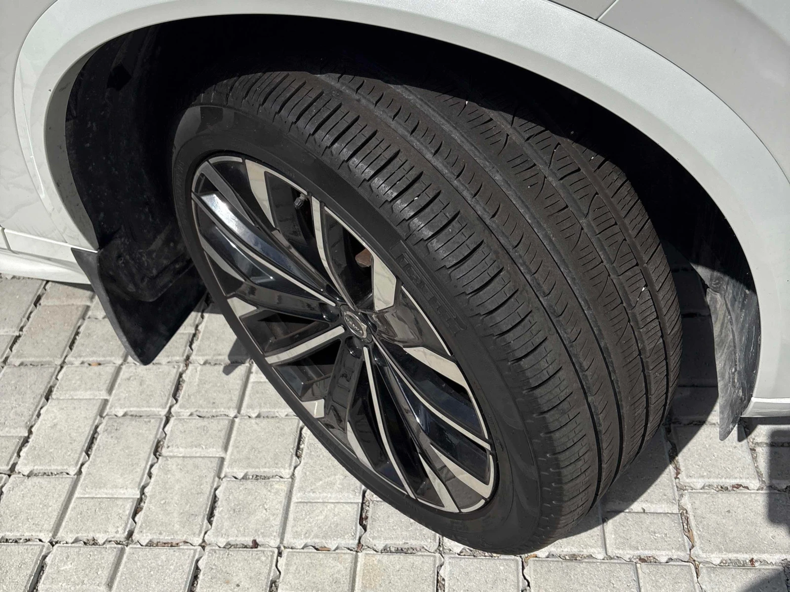 Volvo Xc90 * Plus Bright Theme * АВТОКРЕДИТ* , снимка 7 - Автомобили и джипове - 55851451