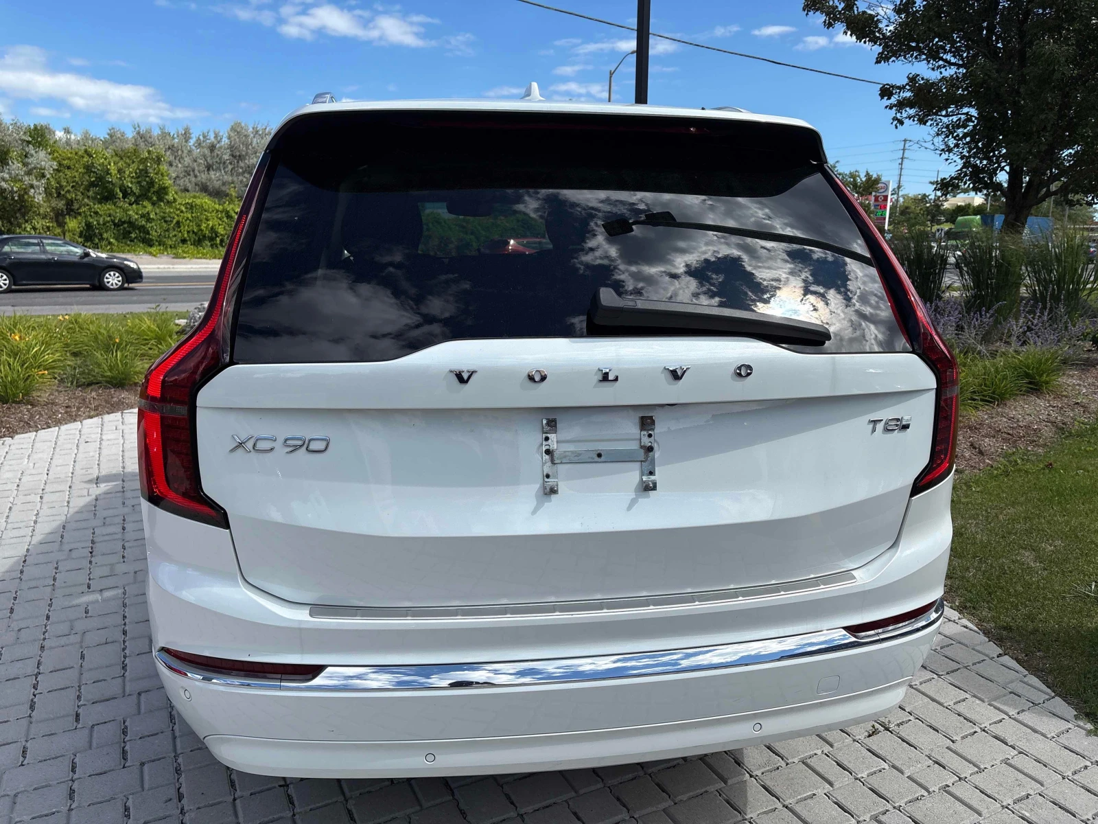 Volvo Xc90 * Plus Bright Theme * АВТОКРЕДИТ* , снимка 4 - Автомобили и джипове - 55851451