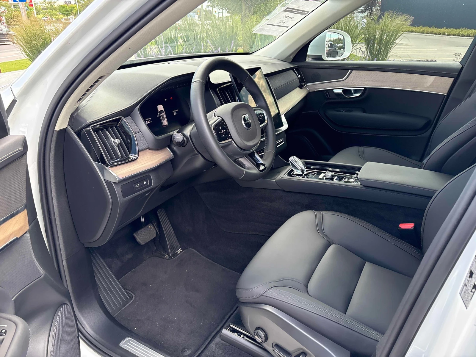 Volvo Xc90 * Plus Bright Theme * АВТОКРЕДИТ* , снимка 5 - Автомобили и джипове - 55851451
