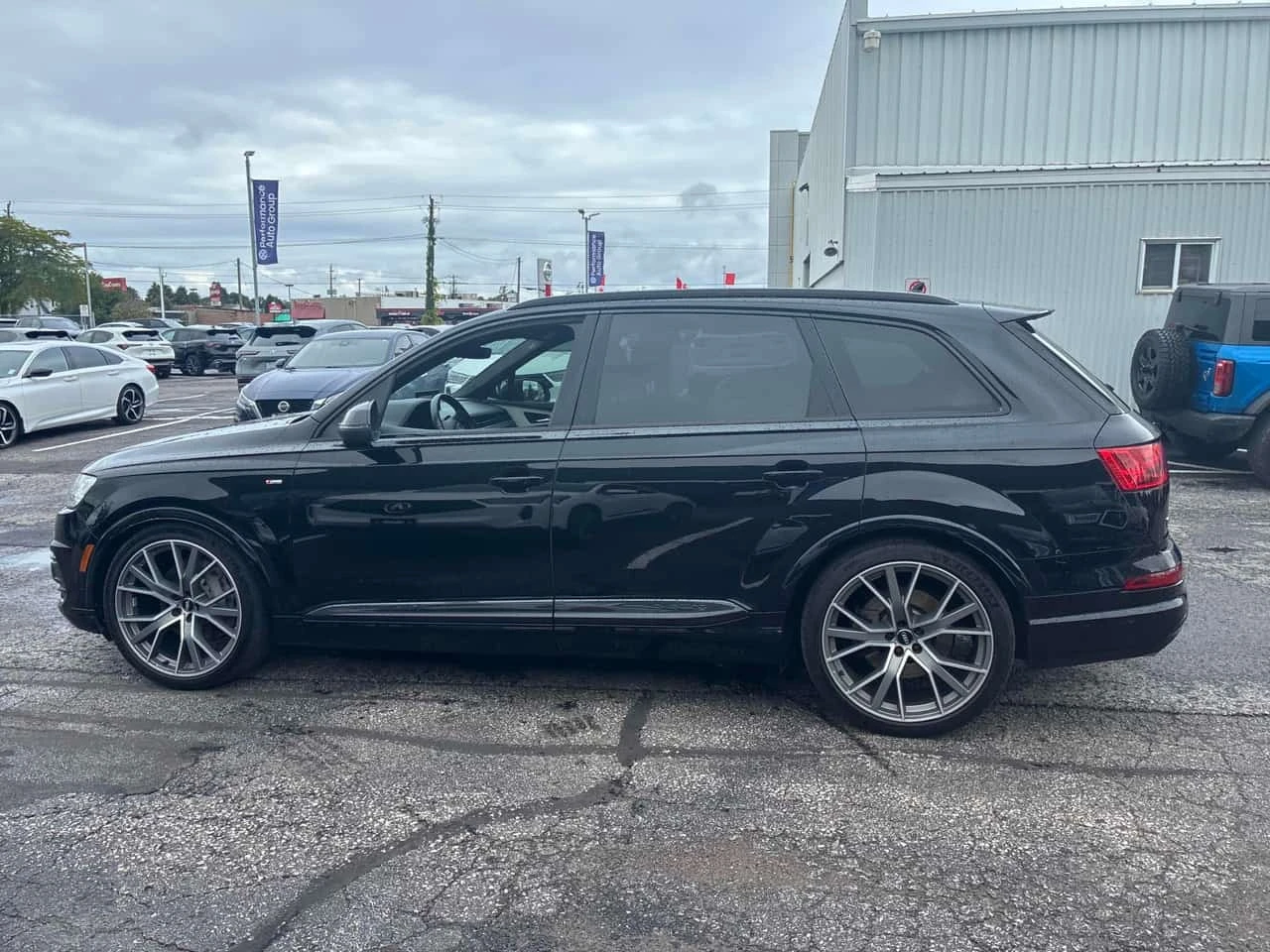 Audi Q7 * Technik * CARFAX * ���� �� �� | Mobile.bg � ����������� 4