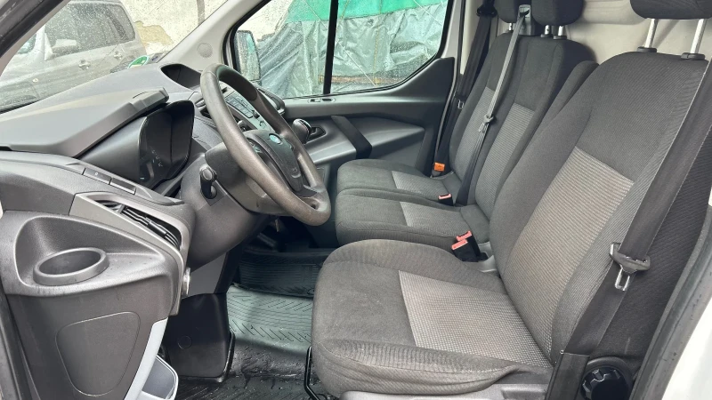 Ford Transit Custom 2.2 tdci, снимка 9 - Бусове и автобуси - 49303564