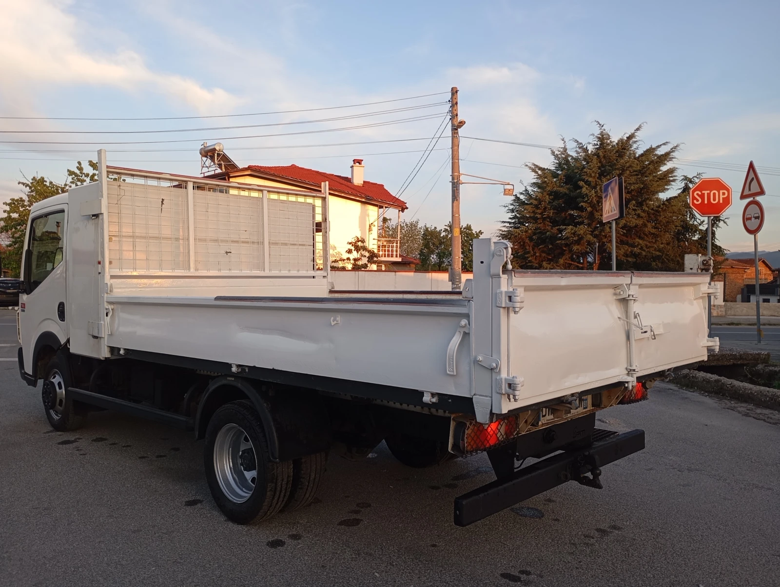 Renault Maxity САМОСВАЛ * 3.5 т.Б кат., снимка 6 - Бусове и автобуси - 54529812