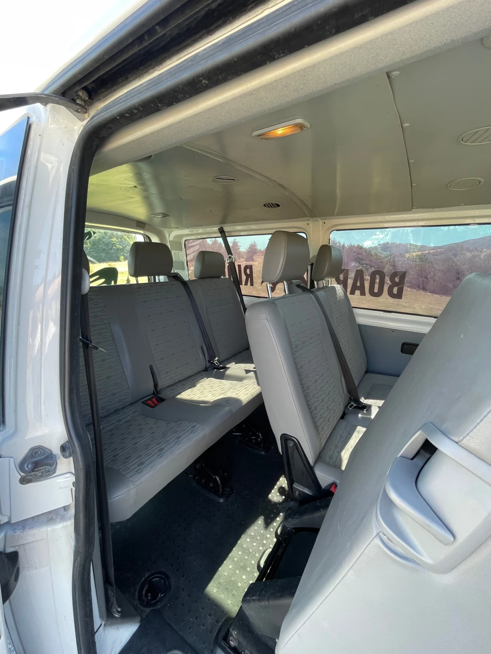 VW T5, снимка 12 - Бусове и автобуси - 56327470