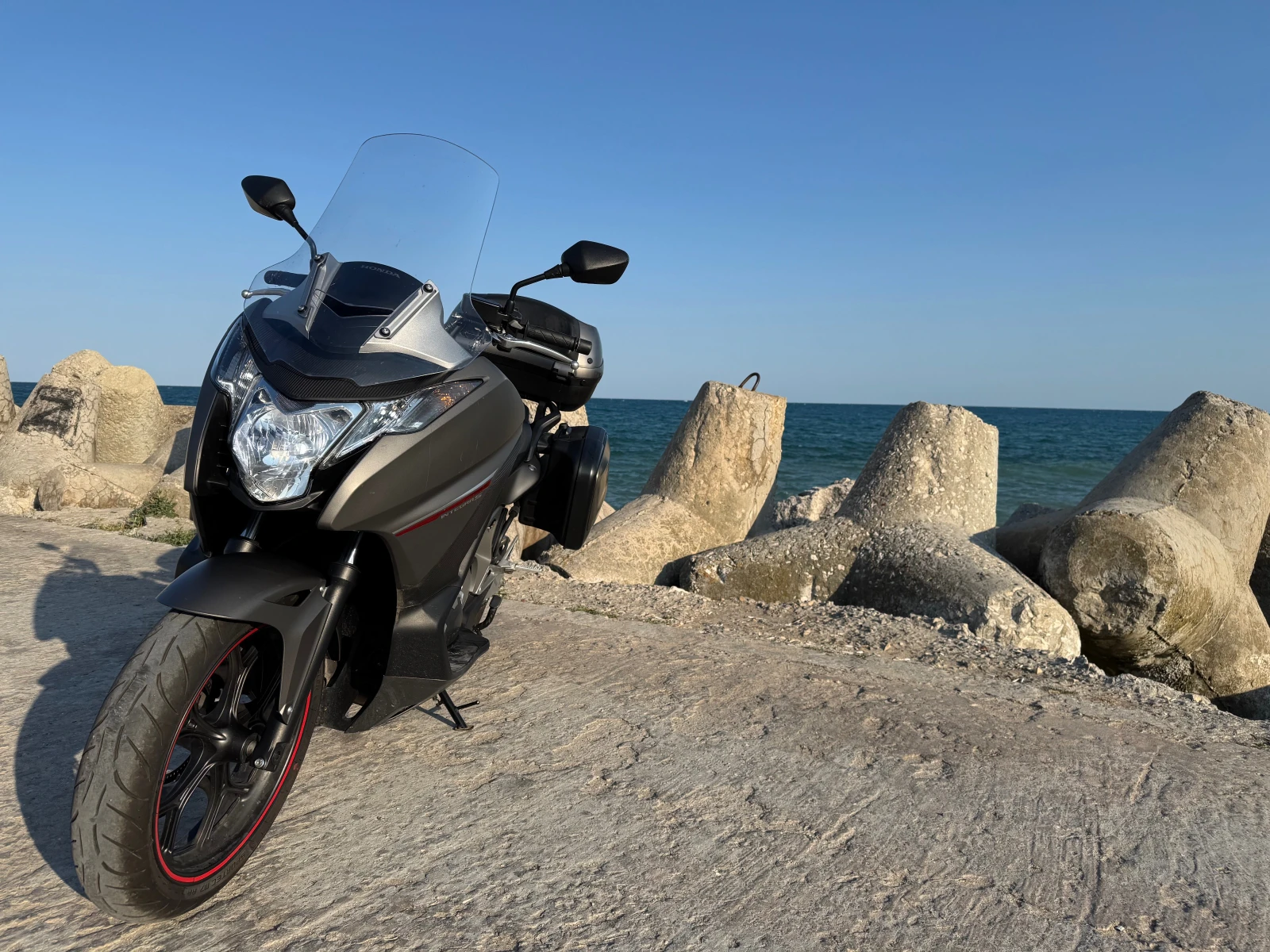 Honda Integra 750D | Auto.bg — изображение 1