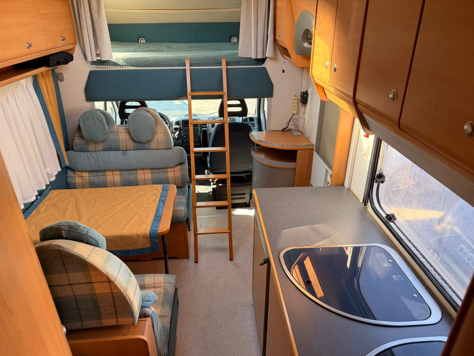 Кемпер Fiat KNAUS, снимка 10 - Каравани и кемпери - 54138267