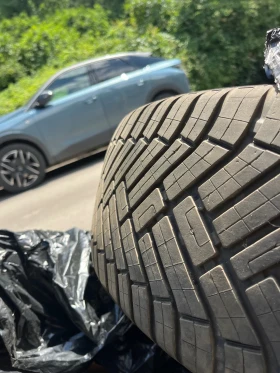 Гуми Всесезонни 225/55R17, снимка 4