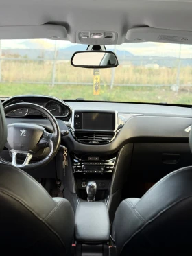 Peugeot 208, снимка 9