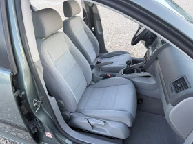 VW Golf 2.0 TDI Климатроник/Темпомат/Собствен лизинг, снимка 12