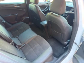 Opel Astra 1.2i- 145 Ultimate Keyless , снимка 10