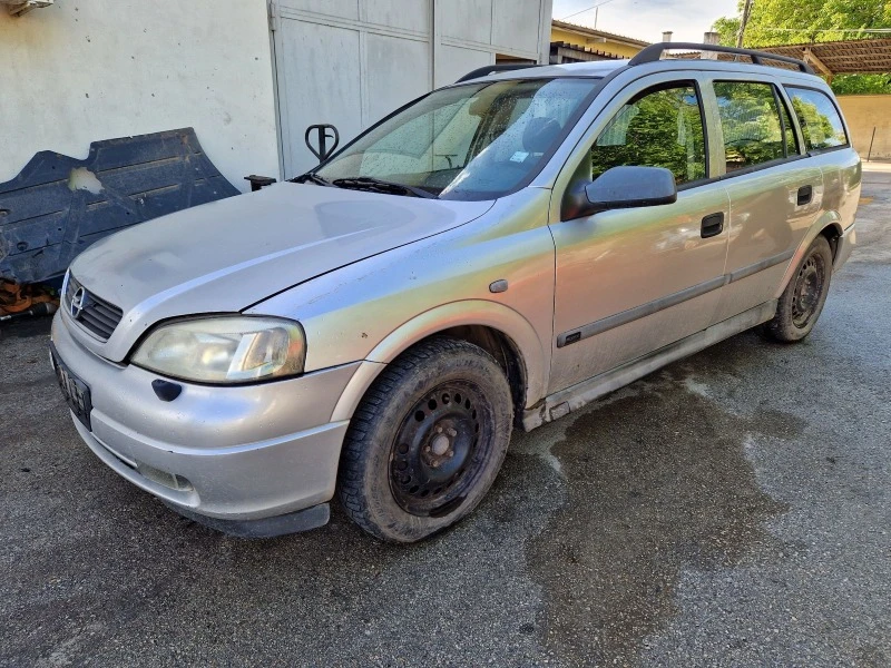 Opel Astra 1.8 16V, снимка 3 - Автомобили и джипове - 45642463